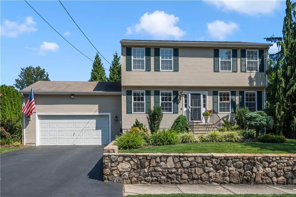 57 Laura Circle Cranston RI 02920