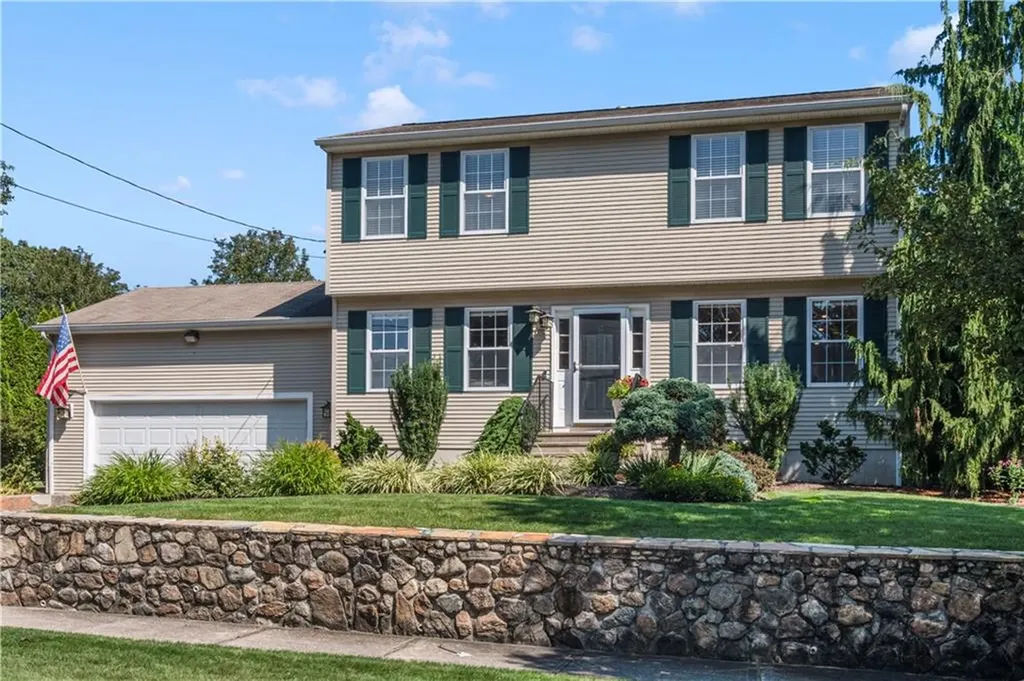 57 Laura Circle Cranston RI 02920