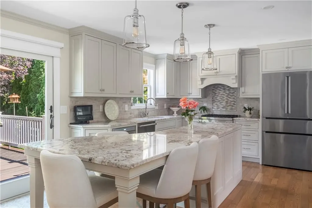 57 Laura Circle Cranston RI 02920