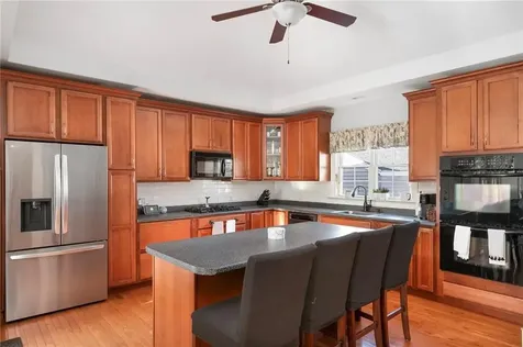 48 Whittier Road Pawtucket RI 02861