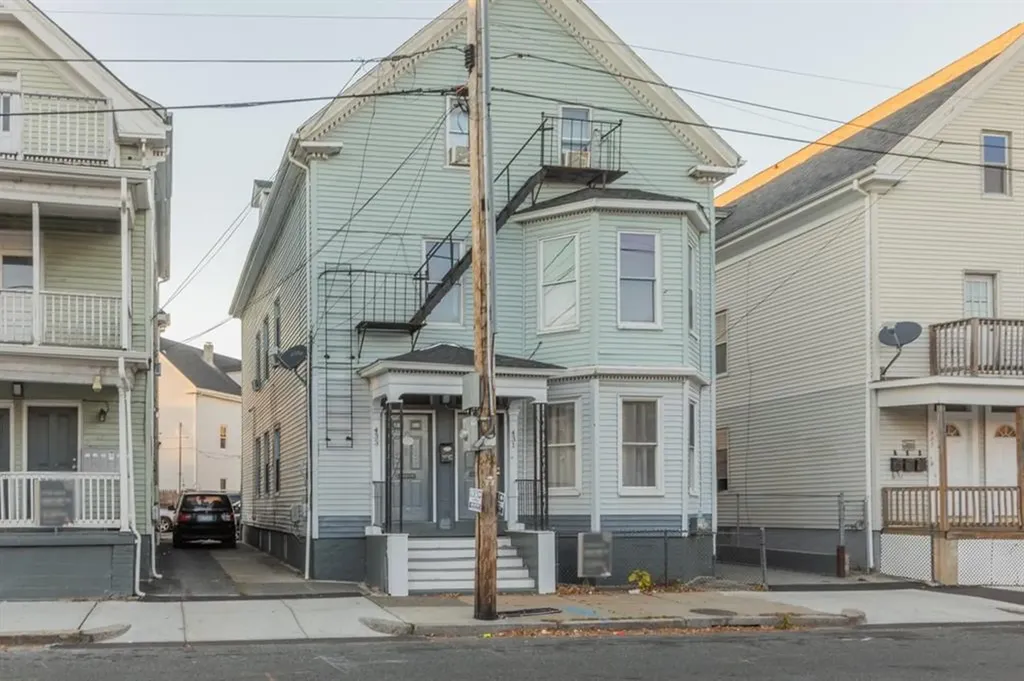 431 Cranston Street Providence RI 02907