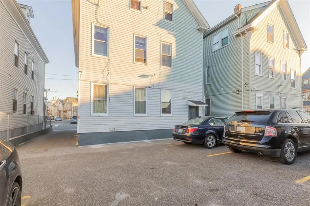 431 Cranston Street Providence RI 02907