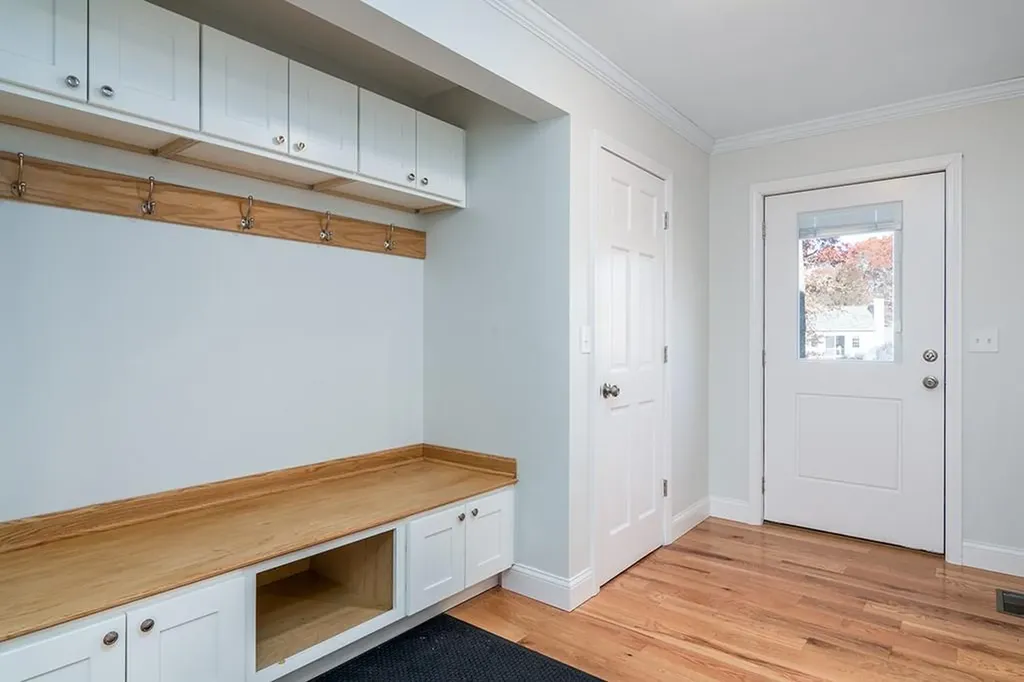 28 Lyne Road Tiverton RI 02878