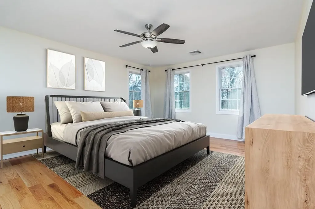 28 Lyne Road Tiverton RI 02878