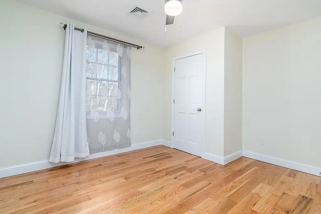 28 Lyne Road Tiverton RI 02878