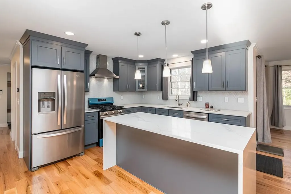 28 Lyne Road Tiverton RI 02878