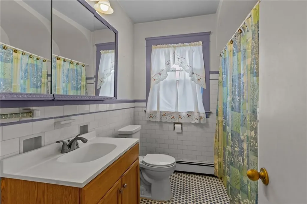 258 Perrin Avenue Pawtucket RI 02861