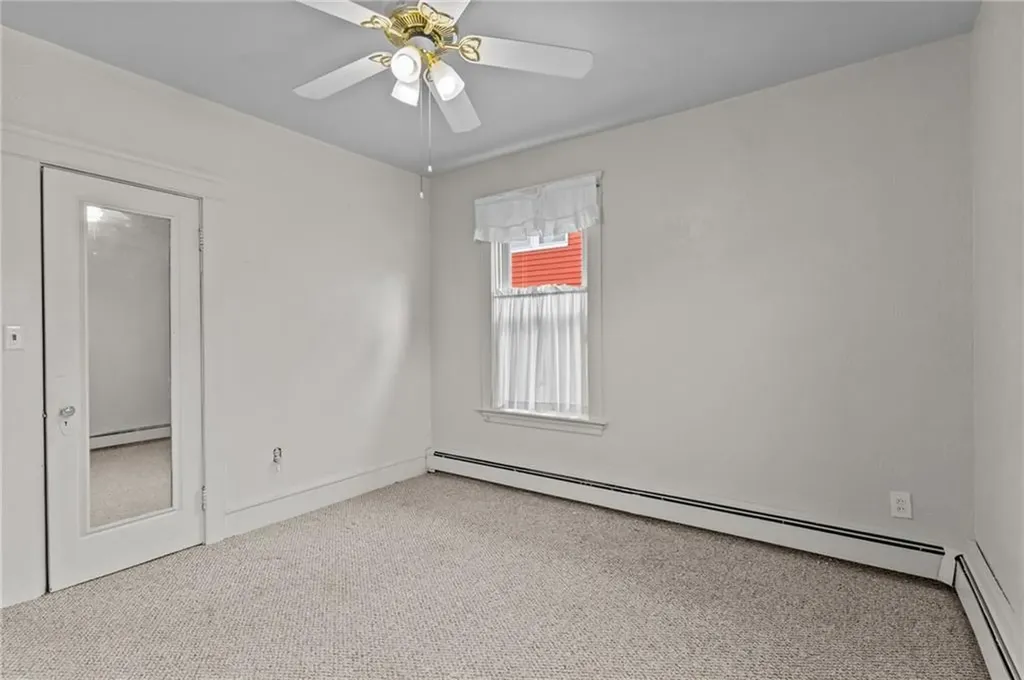 258 Perrin Avenue Pawtucket RI 02861