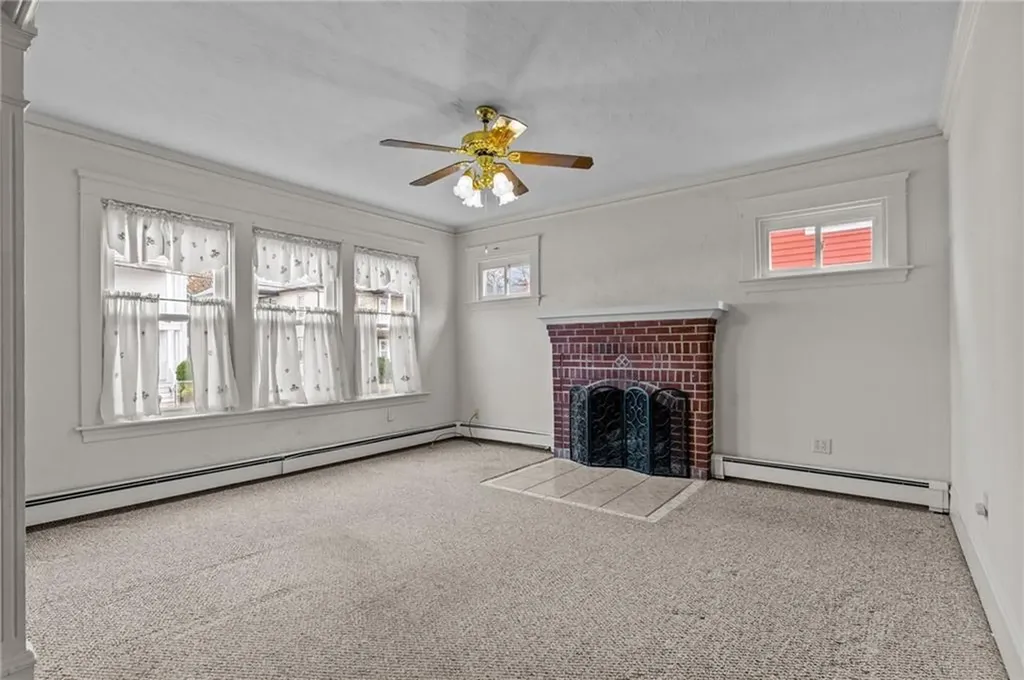 258 Perrin Avenue Pawtucket RI 02861