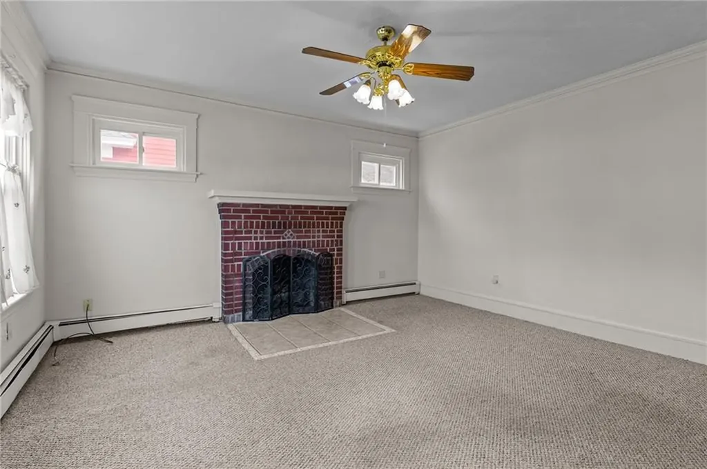 258 Perrin Avenue Pawtucket RI 02861
