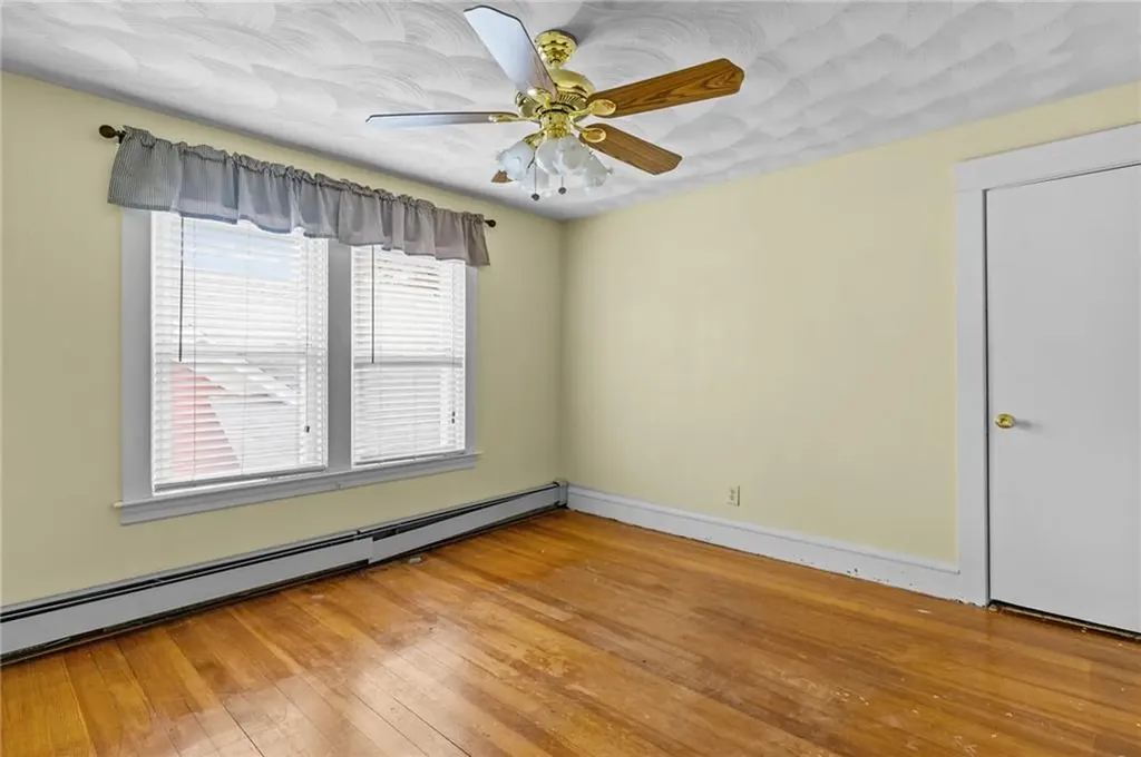 258 Perrin Avenue Pawtucket RI 02861
