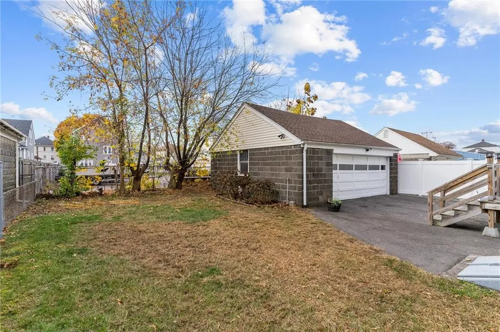 258 Perrin Avenue Pawtucket RI 02861