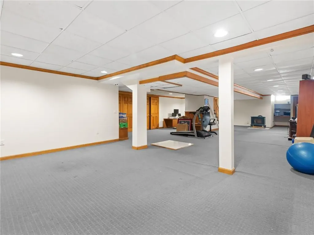122 Cranberry Terrace Cranston RI 02921