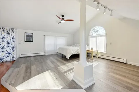 29 Wake Robin Trail Narragansett RI 02874