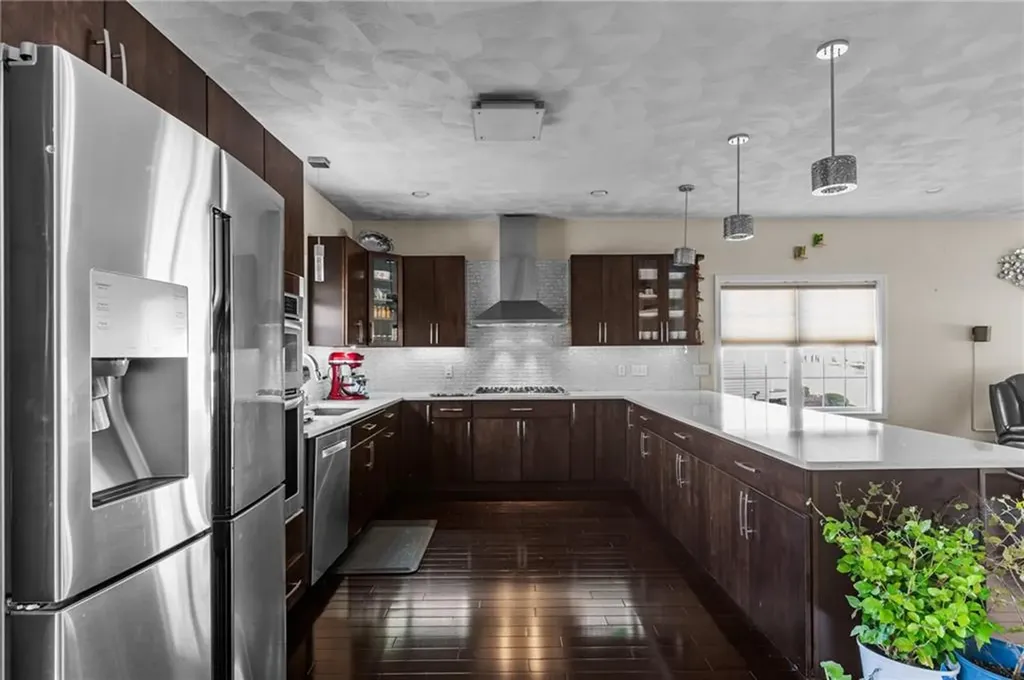 8 Paliotta Parkway Cranston RI 02921