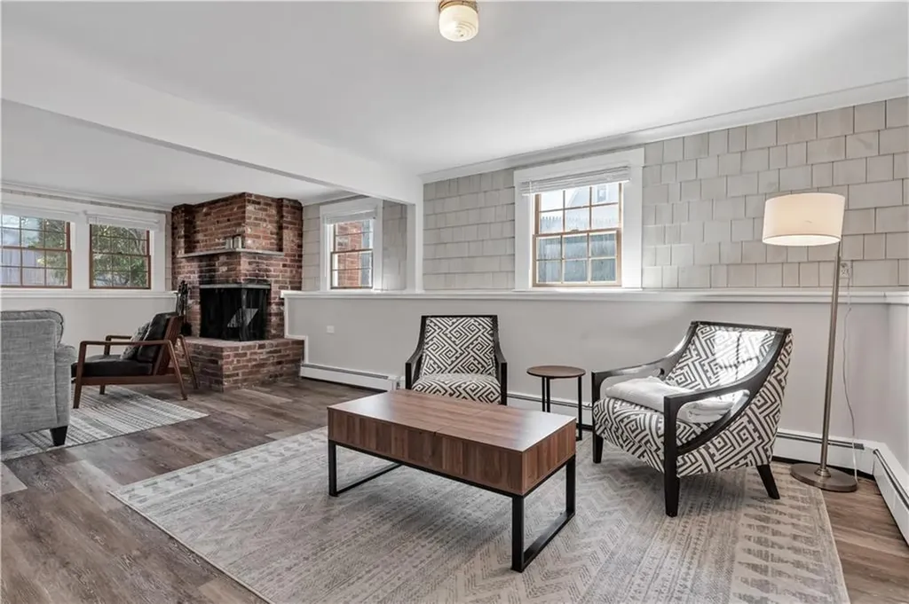 20 Casey Drive Middletown RI 02842