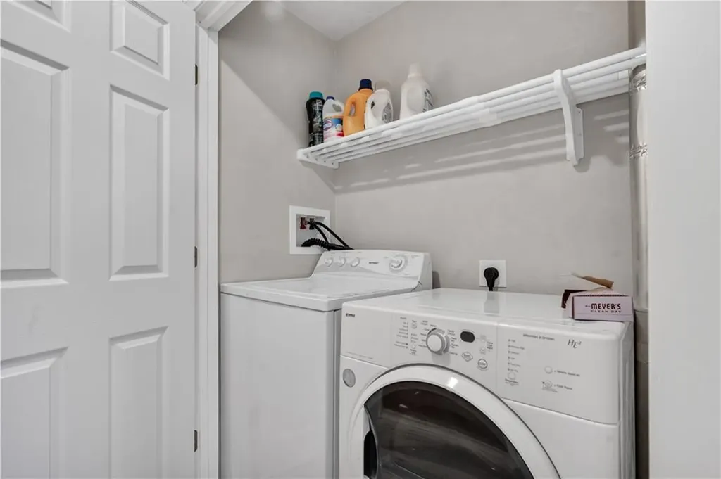 20 Casey Drive Middletown RI 02842