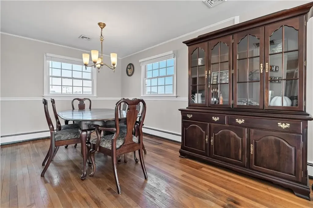 20 Casey Drive Middletown RI 02842
