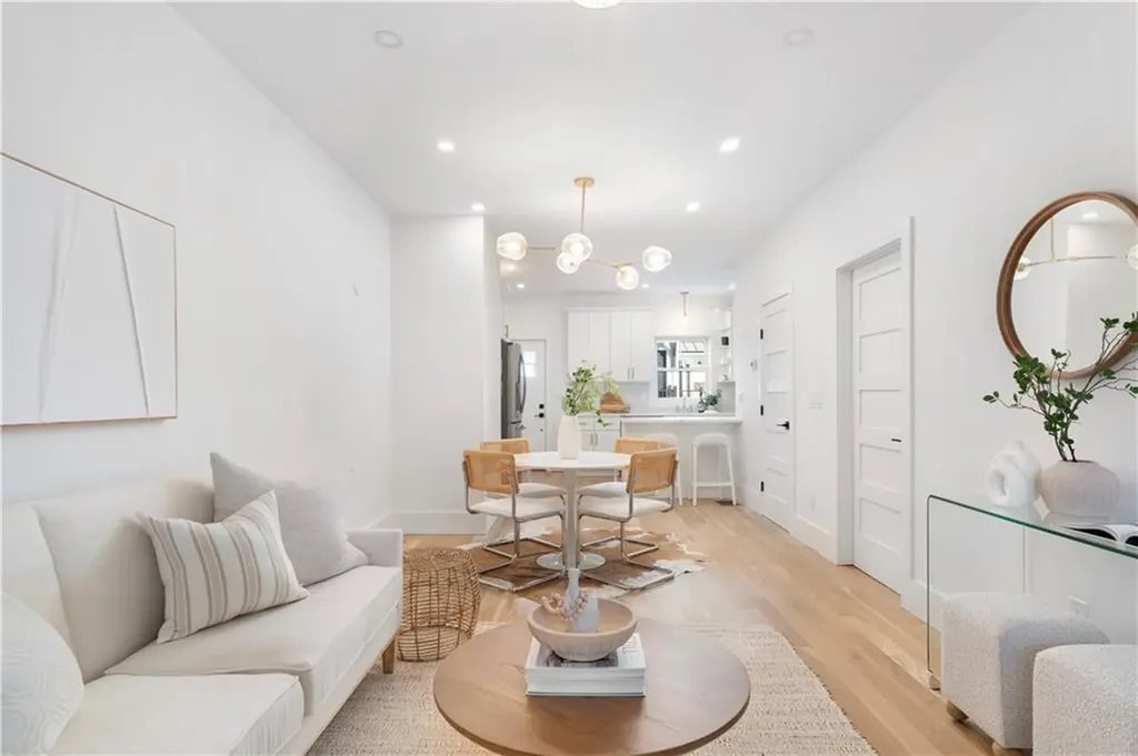 251 Hope Street Providence RI 02906