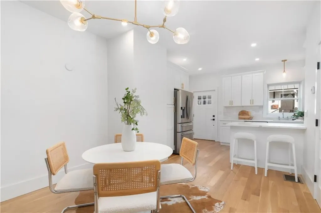 251 Hope Street Providence RI 02906