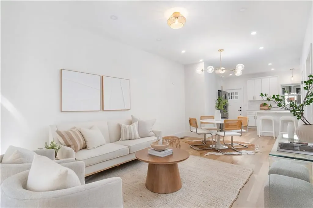 251 Hope Street Providence RI 02906