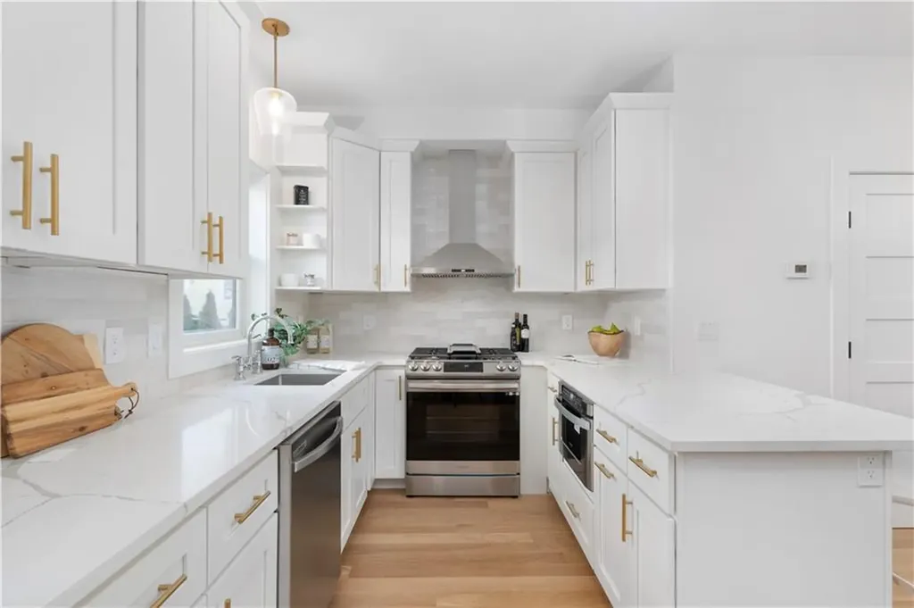 251 Hope Street Providence RI 02906