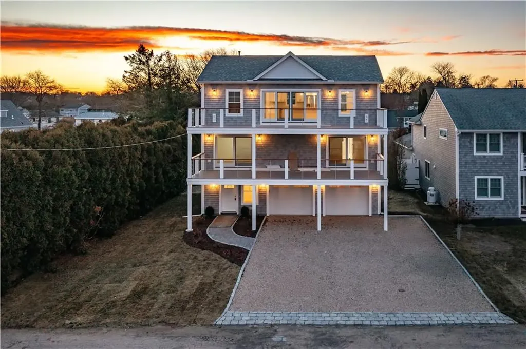 3 Camden Road Narragansett RI 02882
