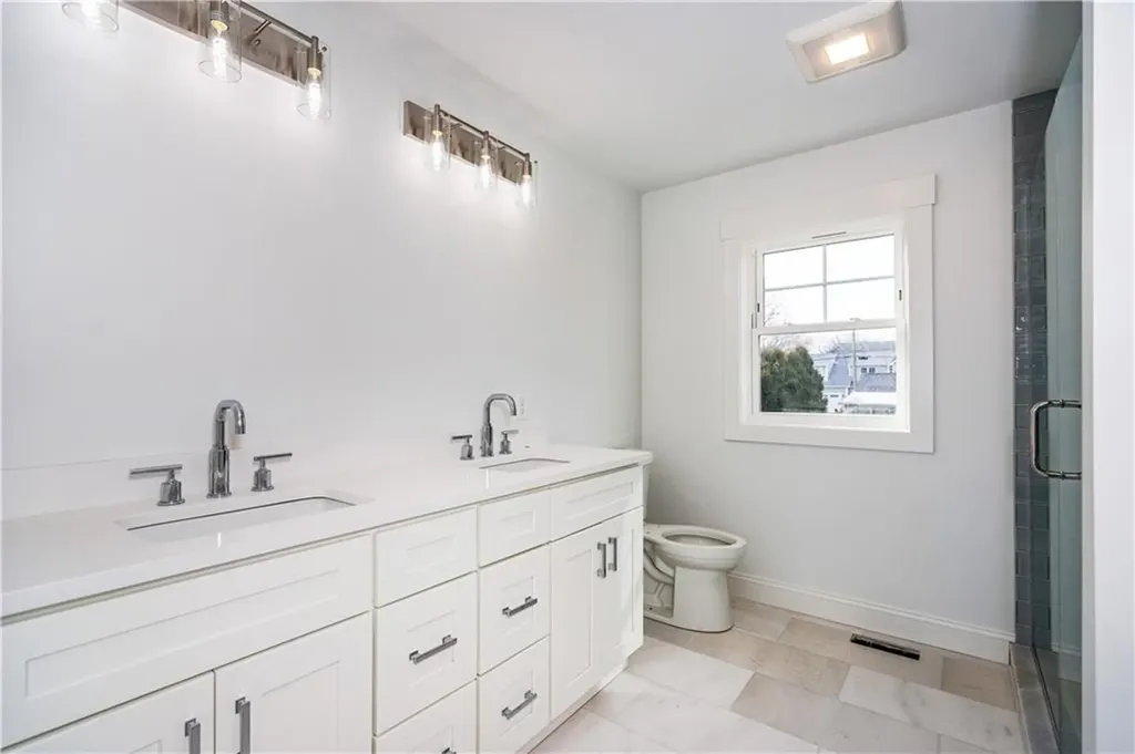 3 Camden Road Narragansett RI 02882