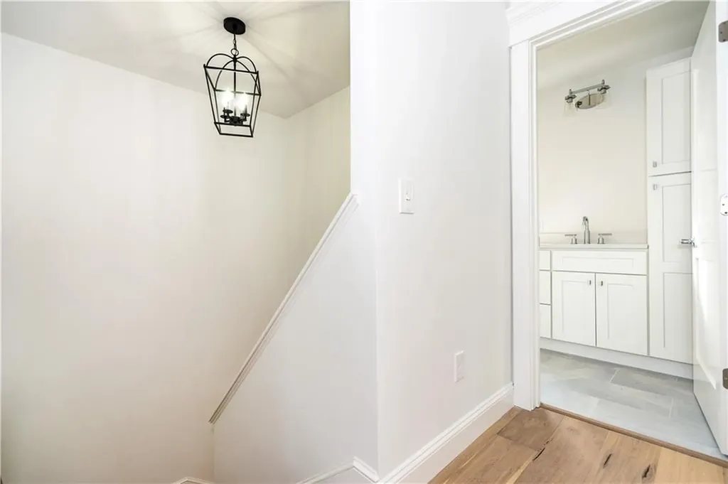 3 Camden Road Narragansett RI 02882