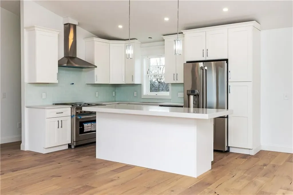 3 Camden Road Narragansett RI 02882
