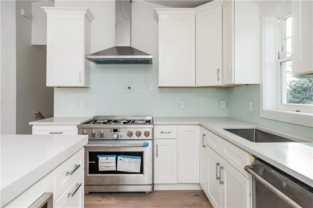 3 Camden Road Narragansett RI 02882