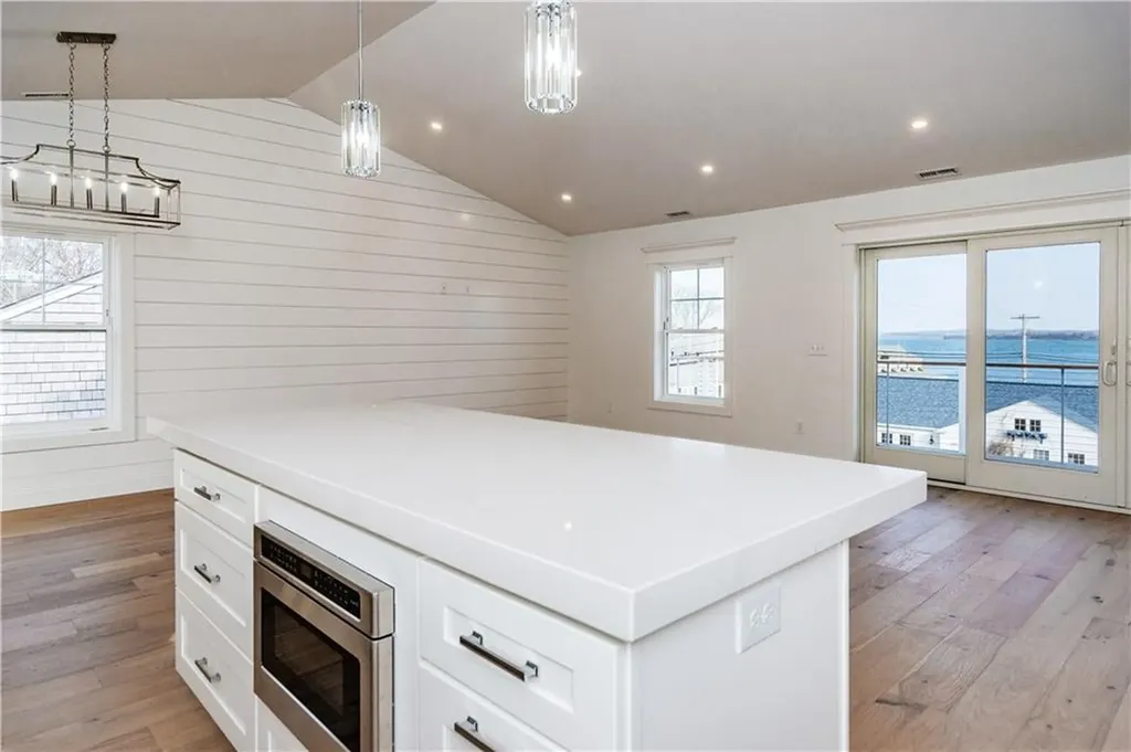 3 Camden Road Narragansett RI 02882