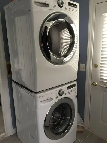 18 Willow Court Portsmouth RI 02871