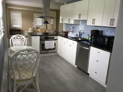 18 Willow Court Portsmouth RI 02871