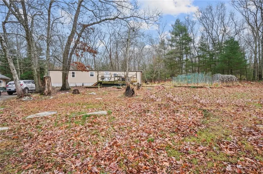 77 A Miskiania Trail Exeter RI 02822