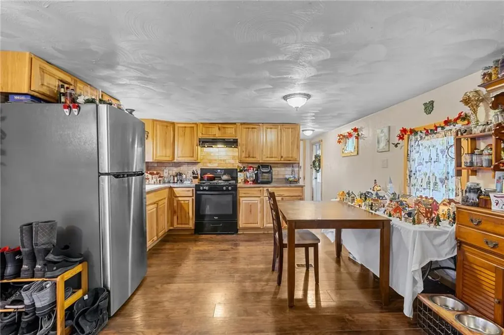 77 A Miskiania Trail Exeter RI 02822