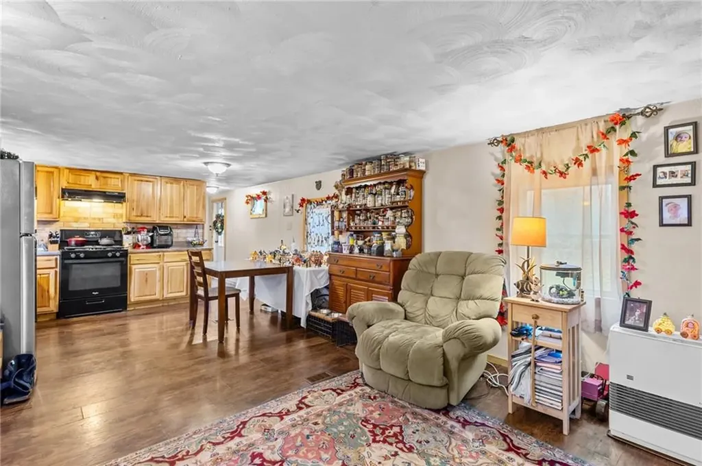 77 A Miskiania Trail Exeter RI 02822