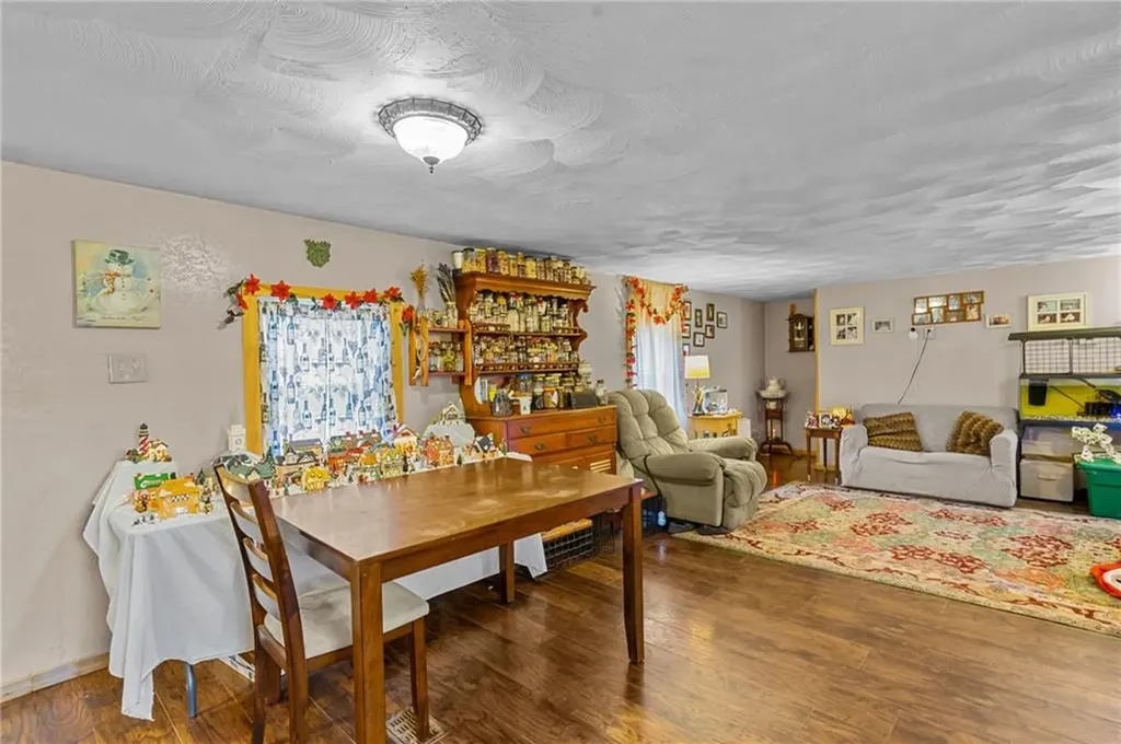 77 A Miskiania Trail Exeter RI 02822