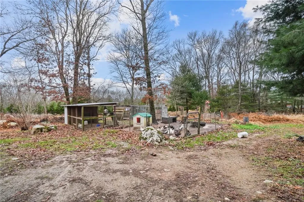 77 A Miskiania Trail Exeter RI 02822