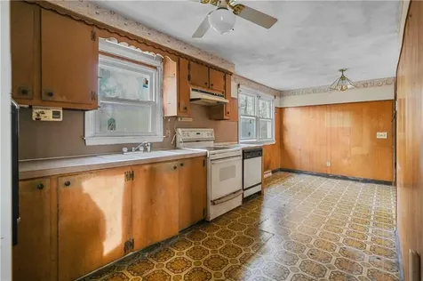 255 Rockland Road Scituate RI 02857