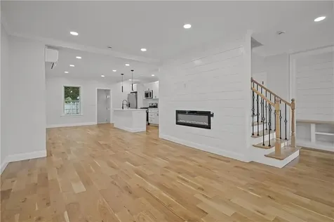 167 Grove Street Providence RI 02909