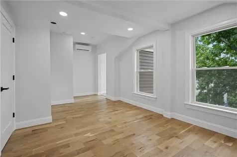 167 Grove Street Providence RI 02909