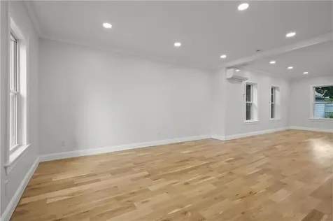 167 Grove Street Providence RI 02909