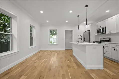 167 Grove Street Providence RI 02909