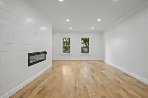 167 Grove Street Providence RI 02909