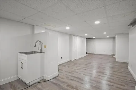 167 Grove Street Providence RI 02909