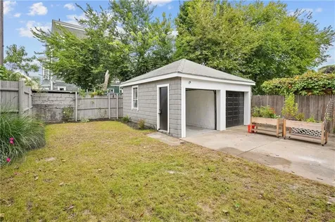 167 Grove Street Providence RI 02909