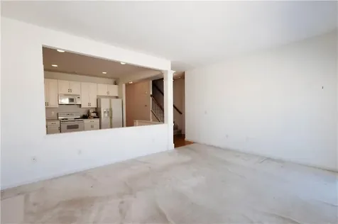 284 Rolling Hill Road Portsmouth RI 02871