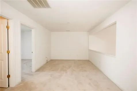 284 Rolling Hill Road Portsmouth RI 02871