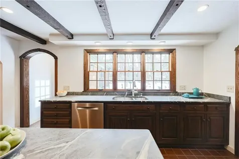 120 Ferry Road Bristol RI 02809